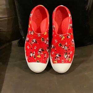 SALE Disney Minnie Mouse shoes by Native size 9 women